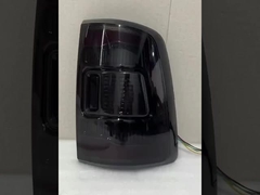 Komplette 1500 Rückleuchte