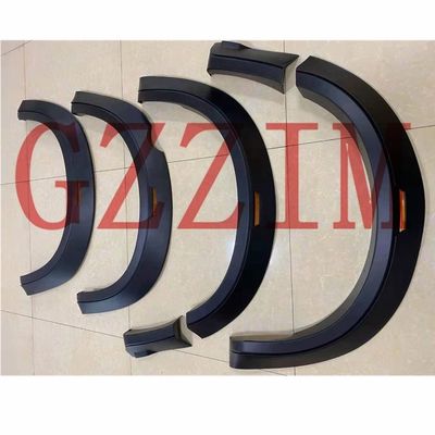 Chevrolet Colorado Plastic Auto Parts Wheel Arch Fender Flares With LED